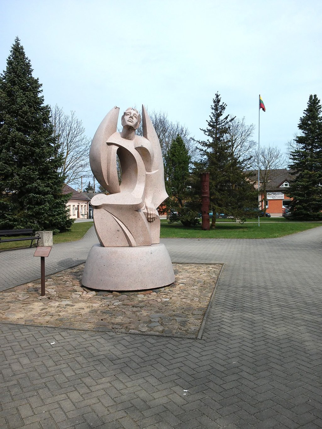 Skulptūra Vabalninke „Svajonė“