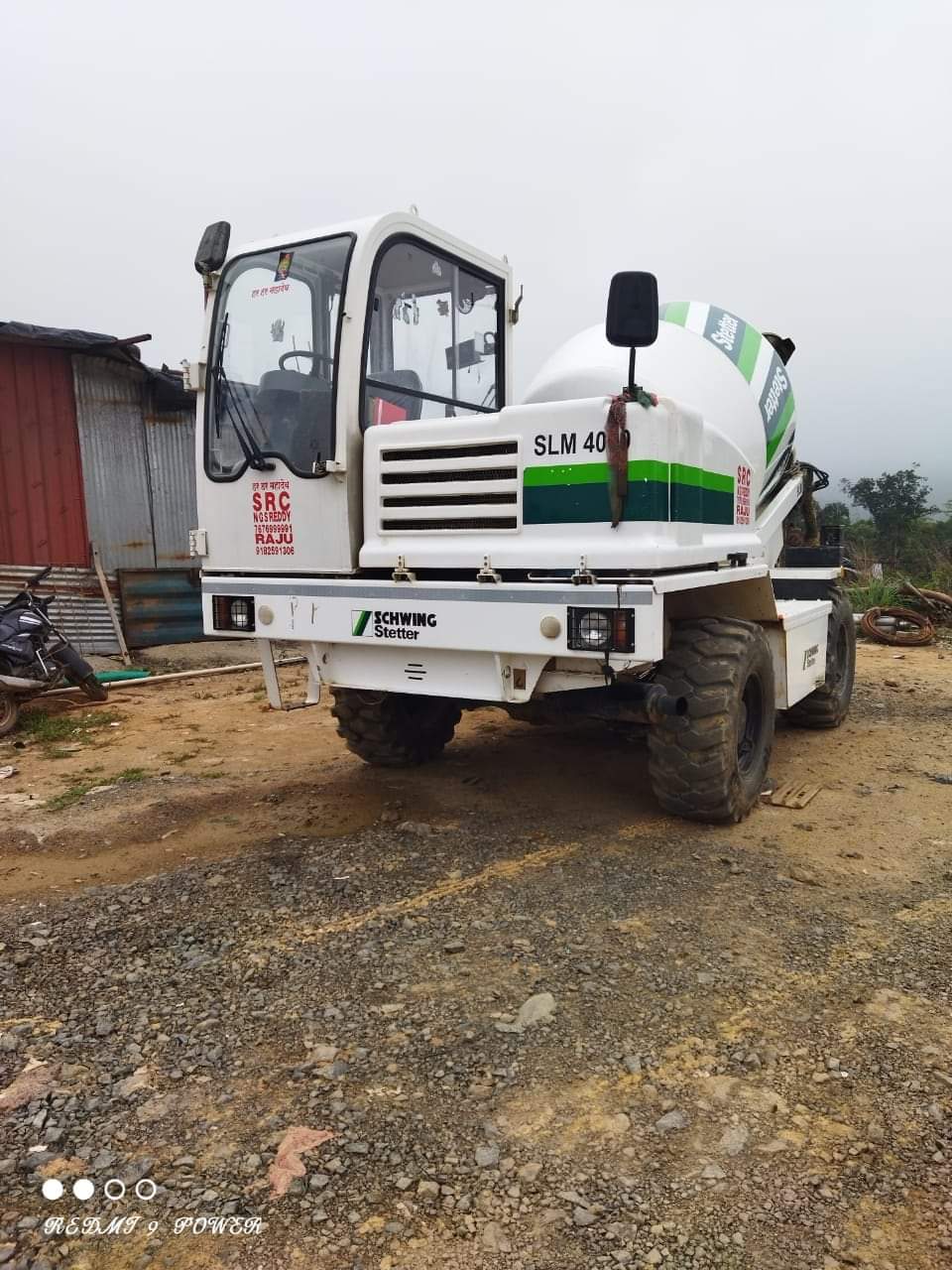 SELF LOADING CONCRETE MIXER