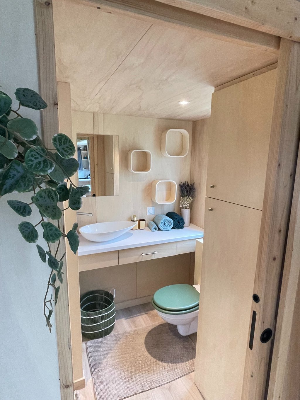 Salle de bain La Tiny du Rocher de Saignon