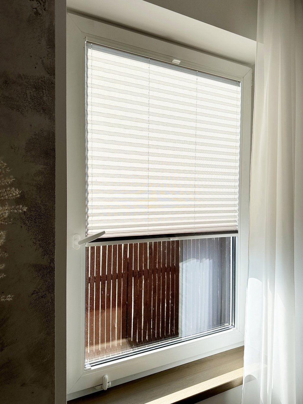 plisuotos žaliuzės