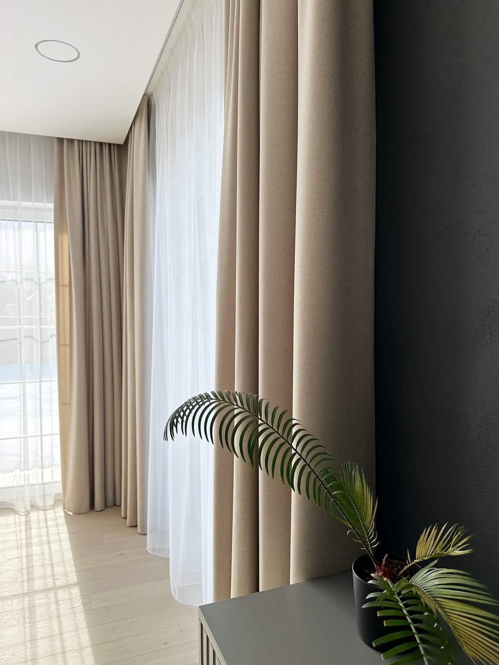 formą palaikančios užuolaidos