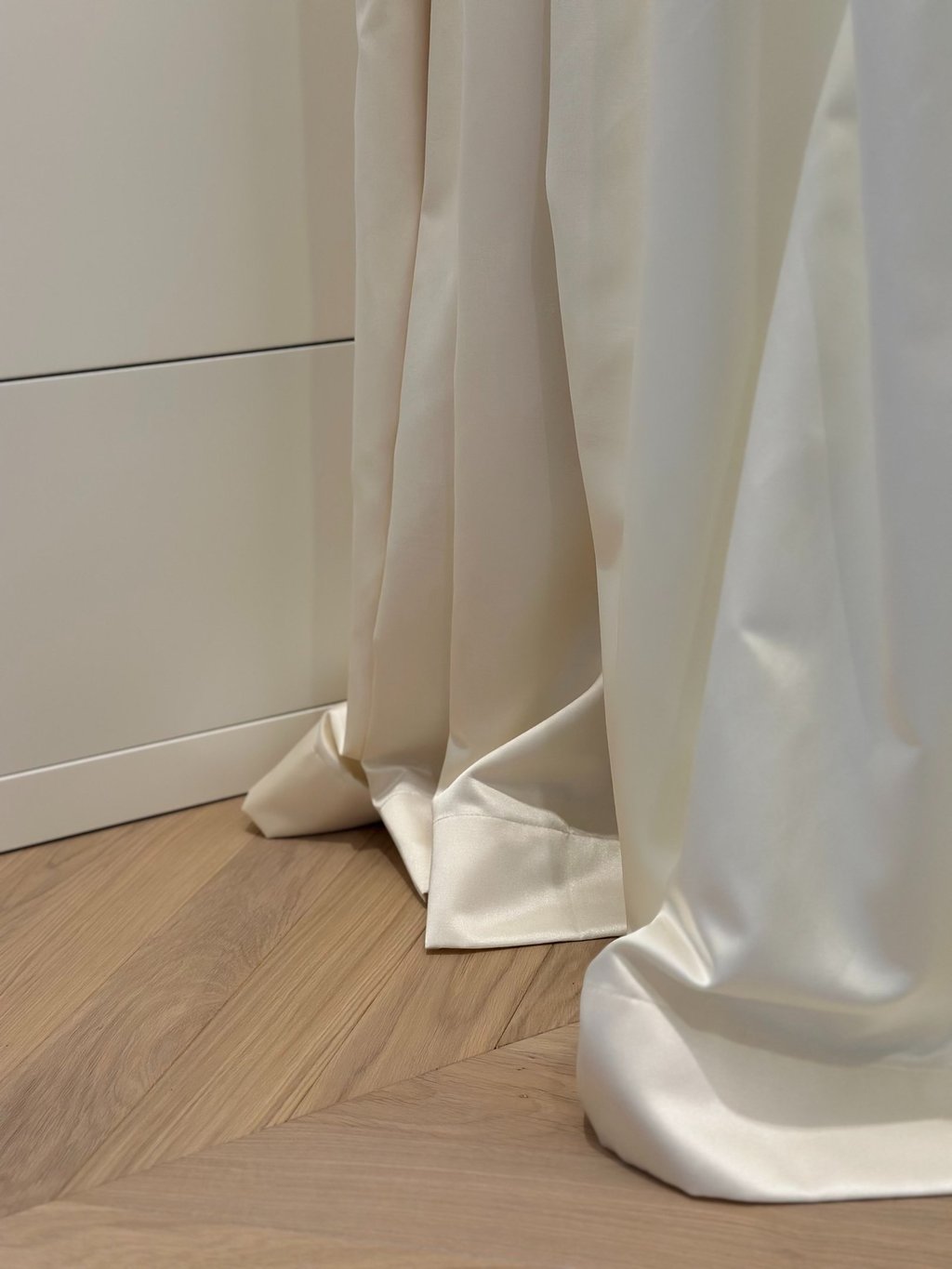 audinio padėjimas ant žemės, ypatinga prabanga