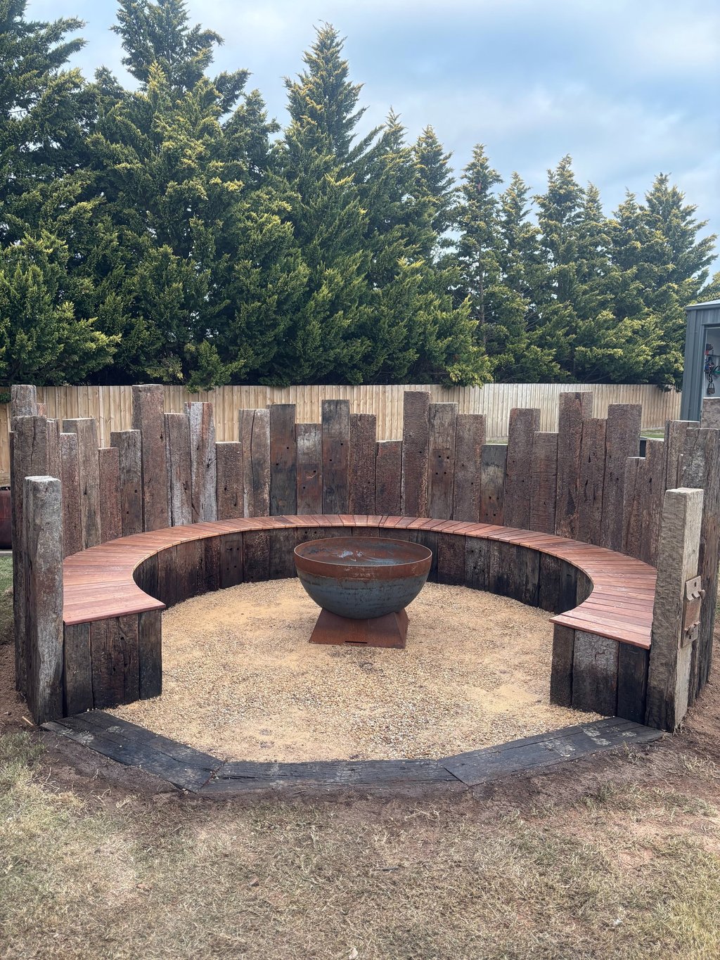 circular fire pit by Dylan Ludbrook Carpentry in Geelong