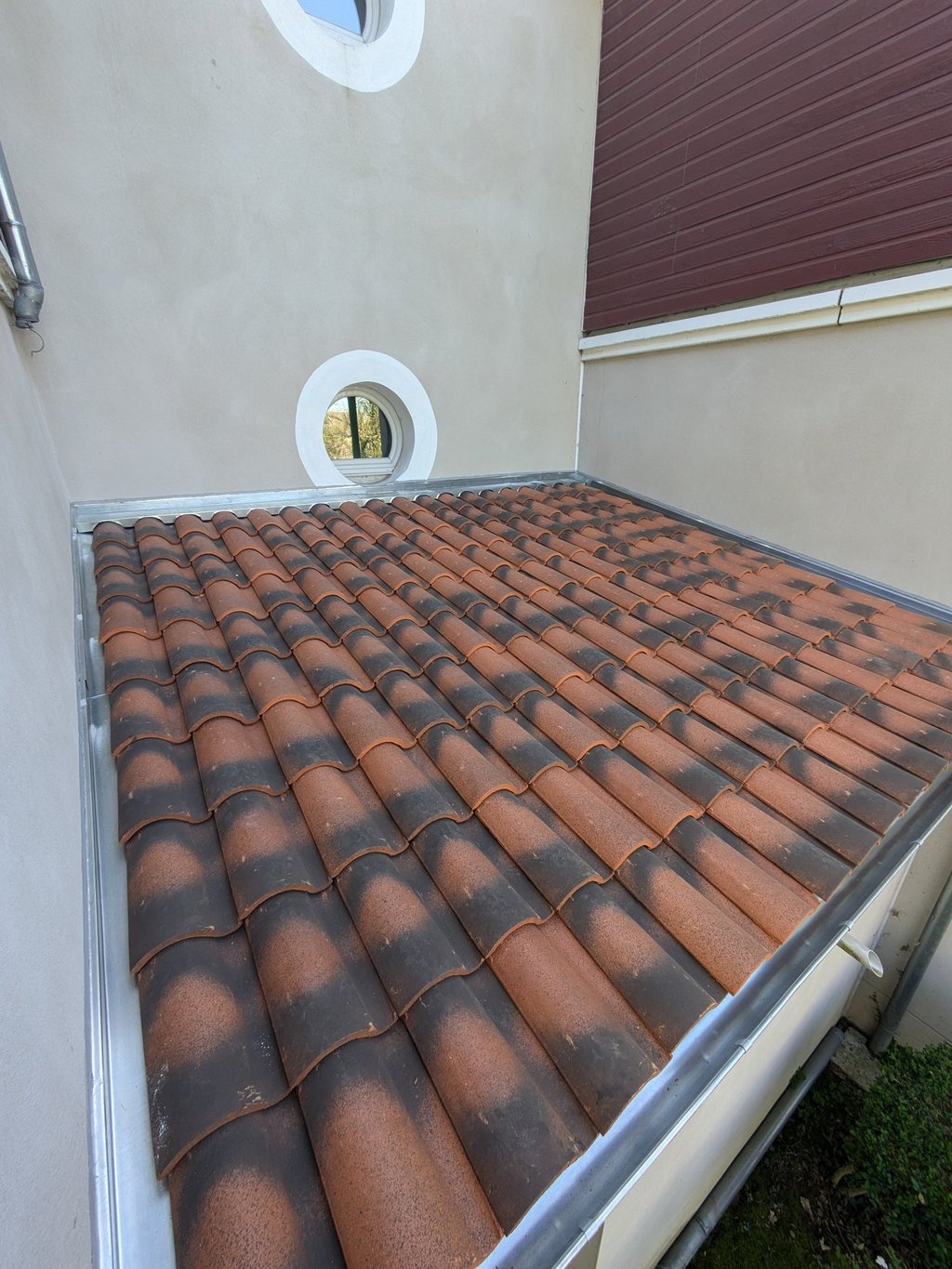 Zinguerie toiture Saint-Gaudens, finitions en zinc Comminges