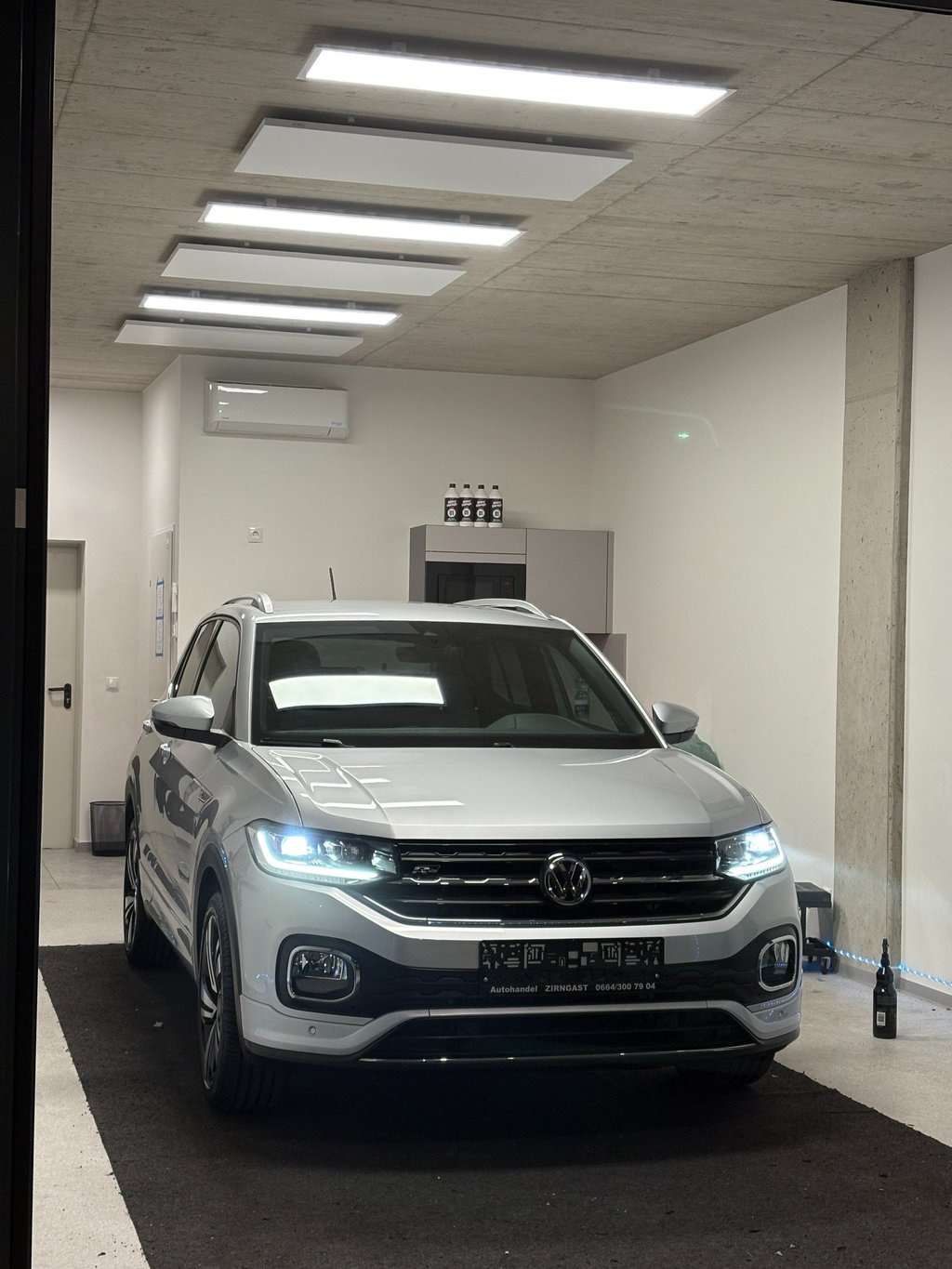 auto-reinigen-lassen-in-der-nähe-leibnitz-autoaufbereitung-innenreinigung-außenreinigung-leibnitz