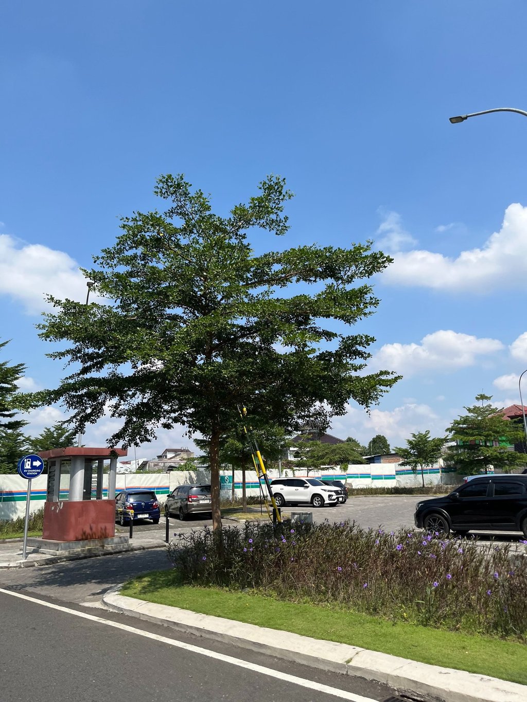 Faiz Hayaza Clinic Parking