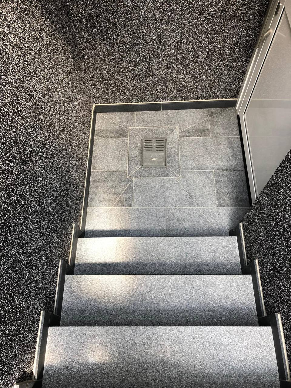 Fliesentreppe Alzenau – Fliesenverlegung durch Kißenbeck