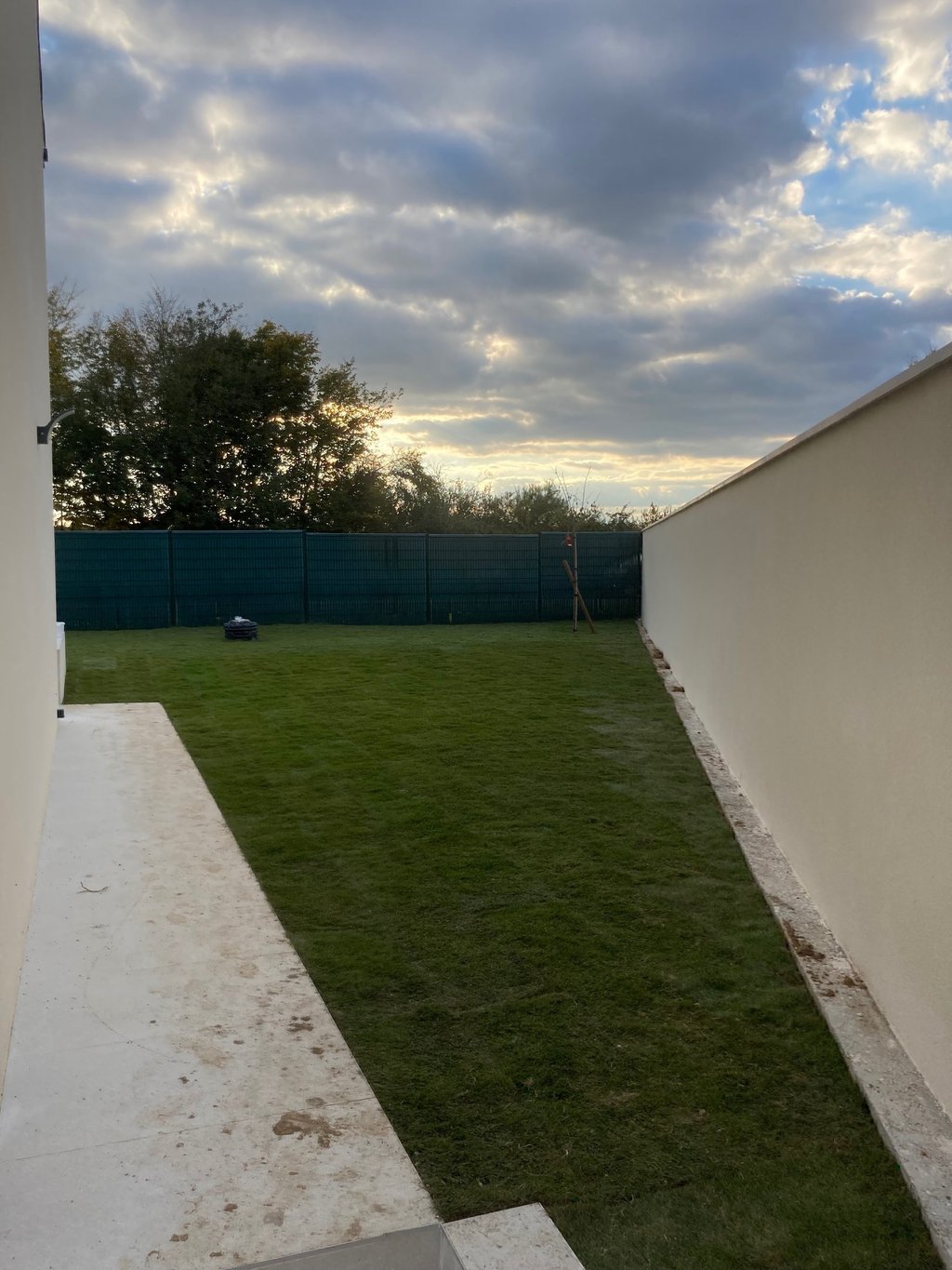 Pose de gazon en rouleaux à Soisy-sur-Seine et aux alentours.