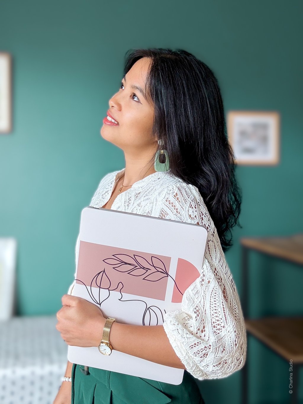 Charlina Studio, Graphiste freelance à Toulouse, spécialisée en identité visuelle et branding