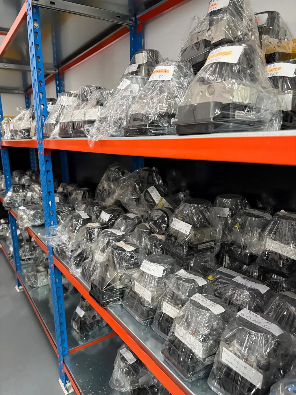 Stock de Clairicar de ABS totalmente reparados y listos para la venta o intercambio