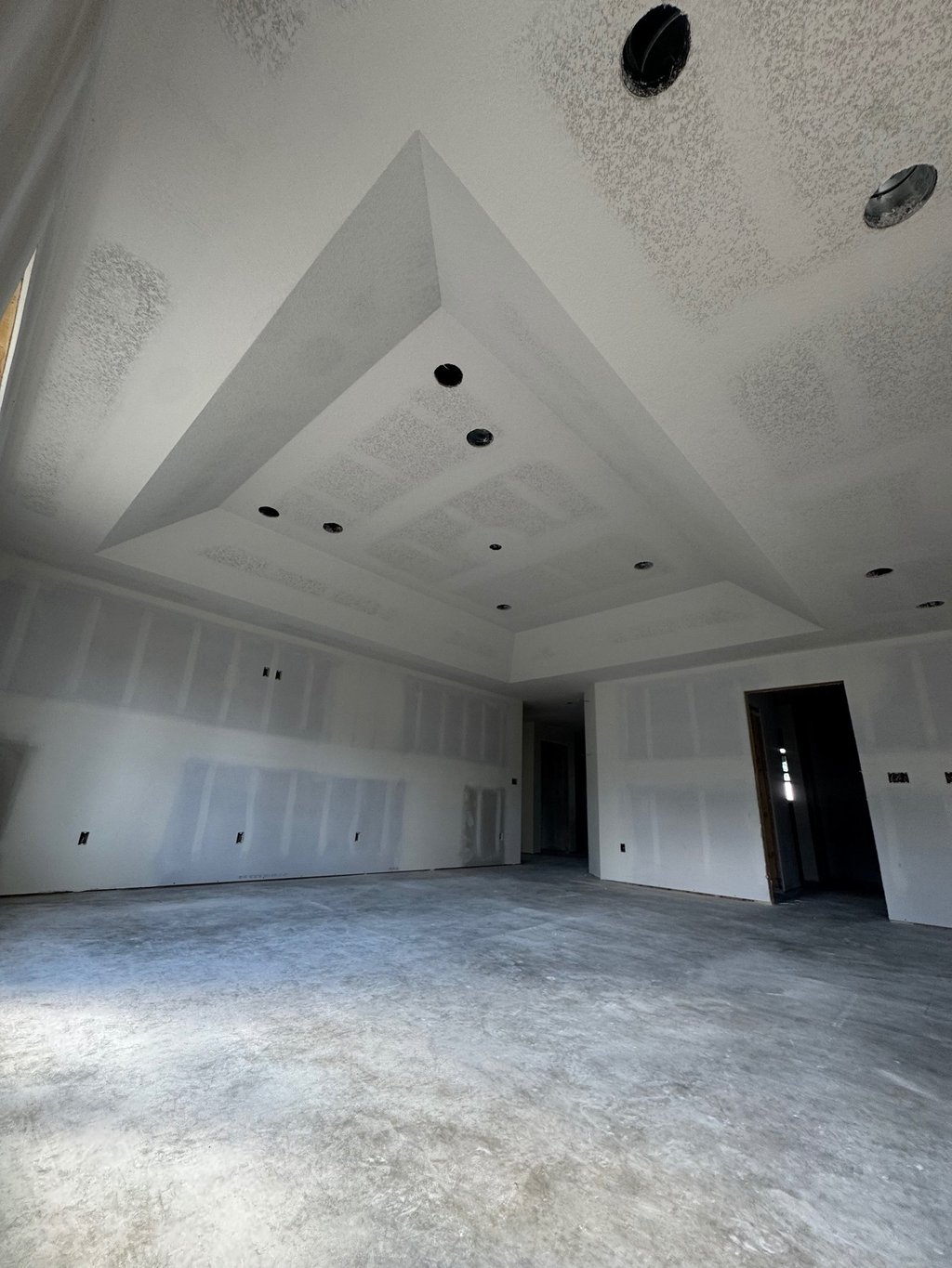 mudding and taping with textured ceilings on a central mn home