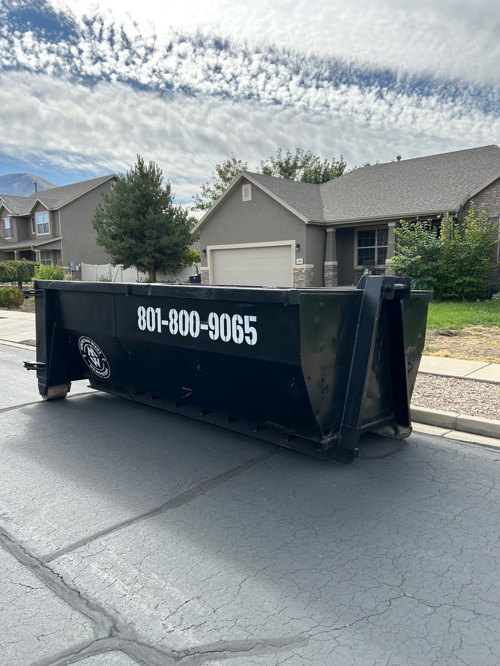 Residential 15 yard dumpster rental for yard cleanup in Spanish Fork, Ut