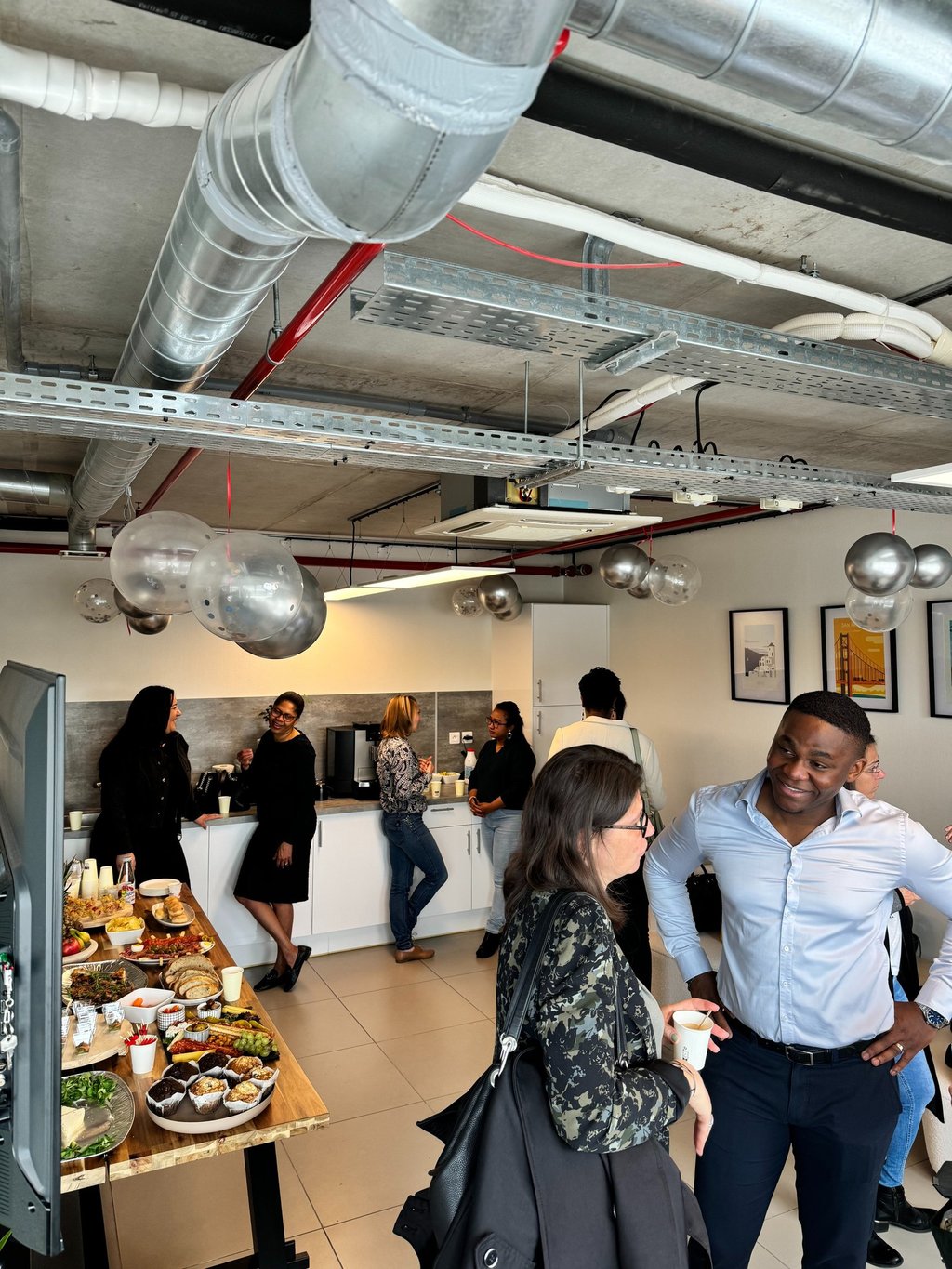 evenements organisé au coworking avec des groupes d'entrepreneurs