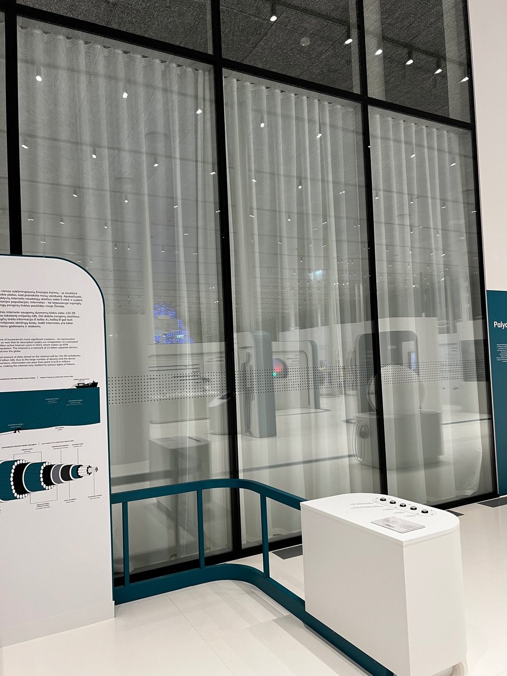 Formoza akustinė dieninės užuolaidos