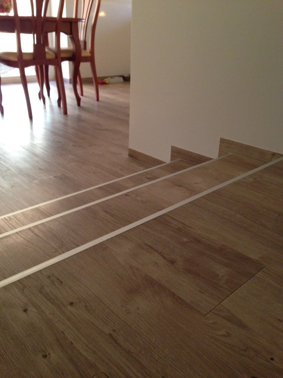 kaip kloti vinilines grindis