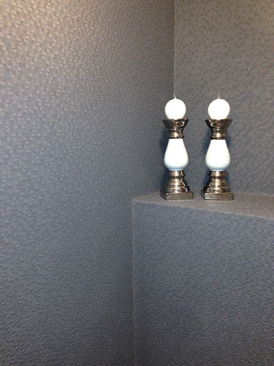 atsparūs trinčiai paviršiai