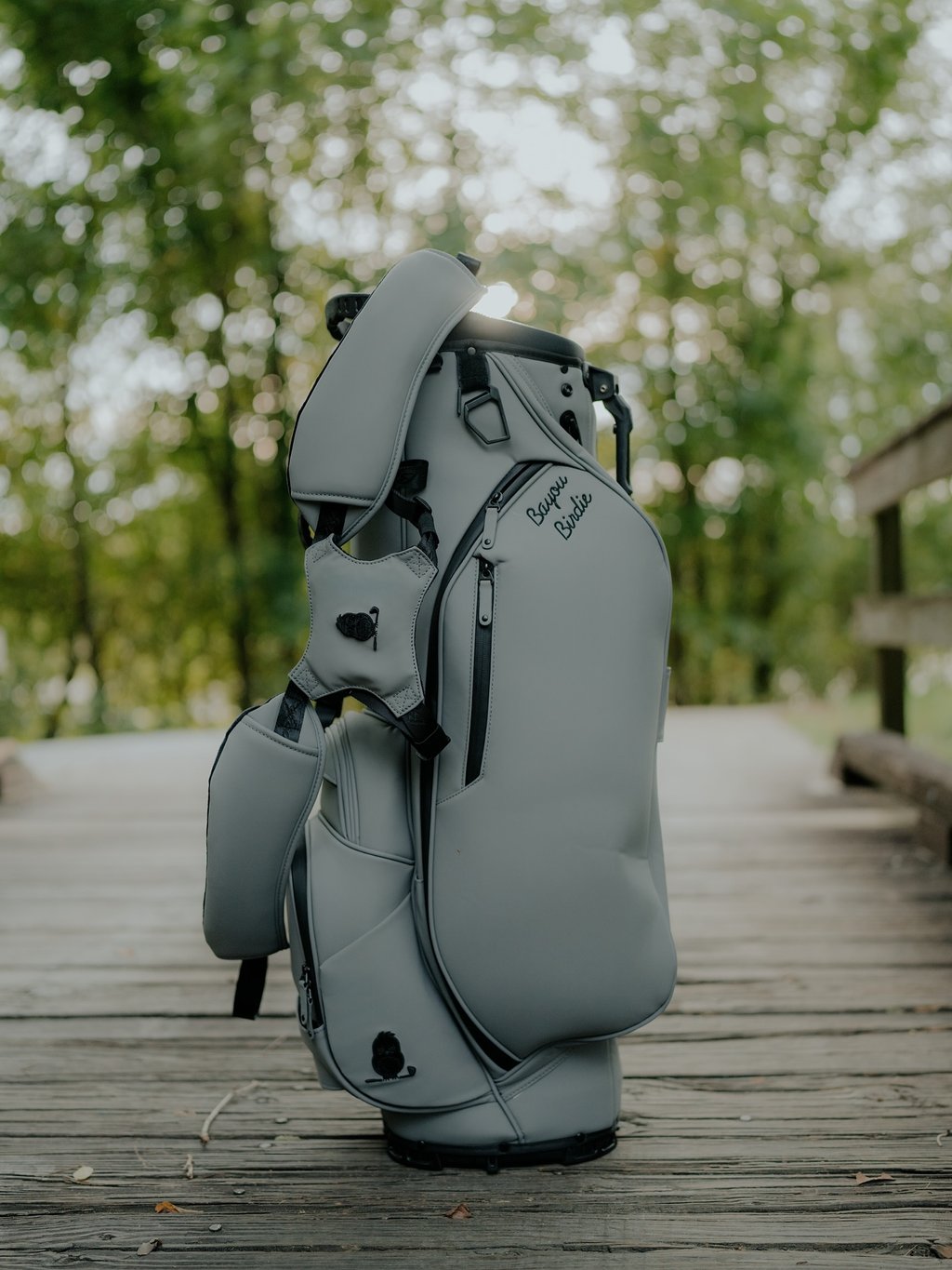 performance golf bag with pockets