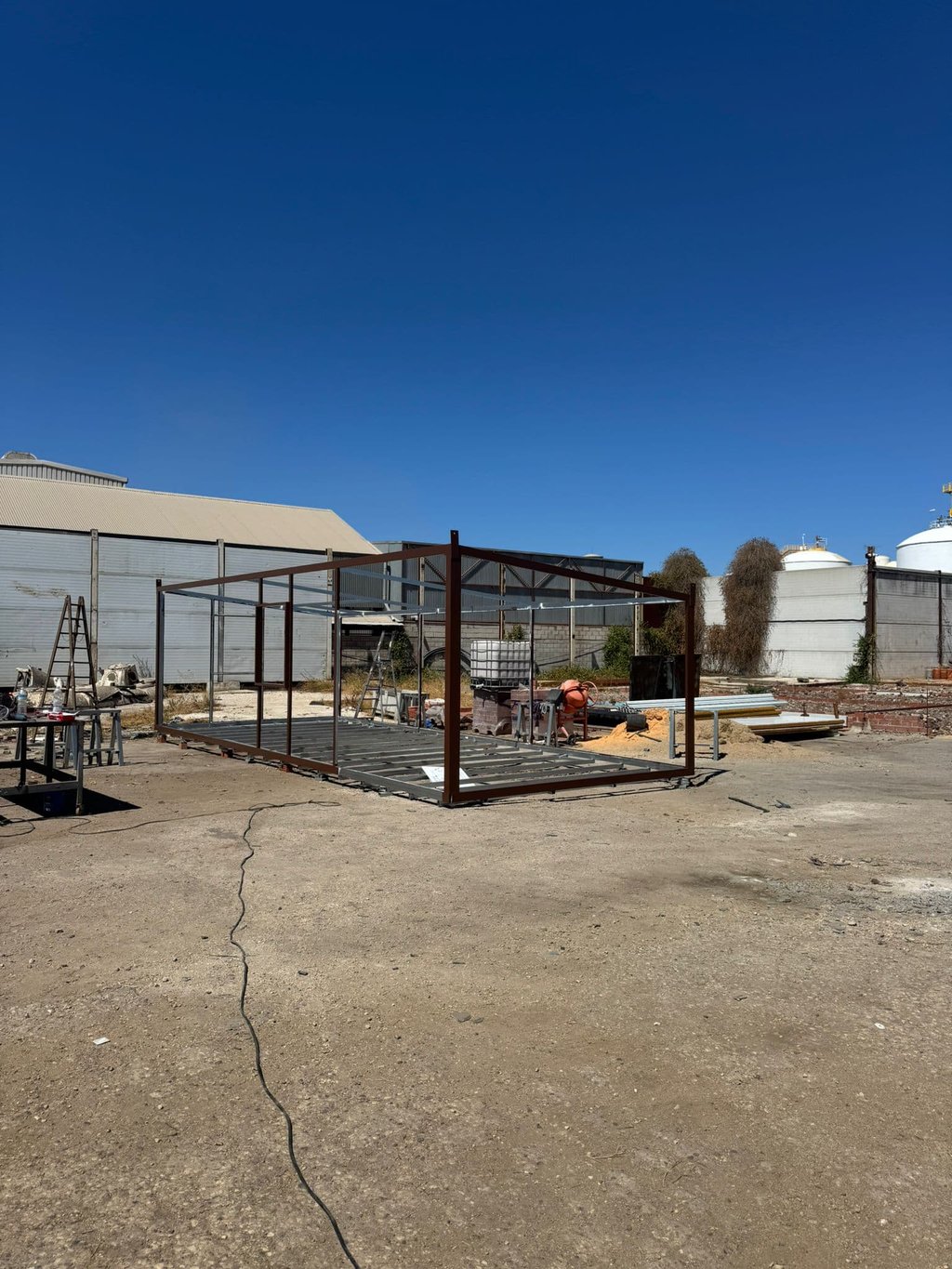 casa prefabricada con pannel Sándwich