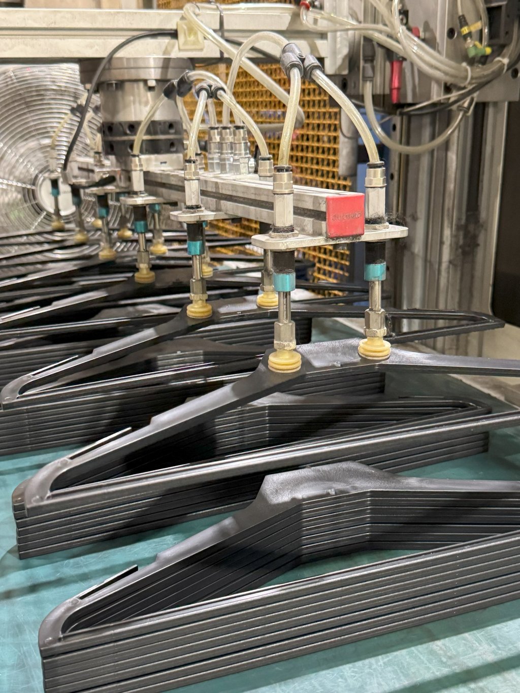 perchas de plástico