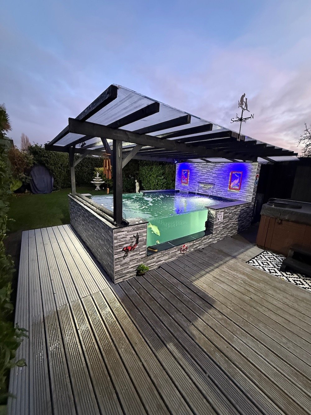 Raised block pond Scunthorpe