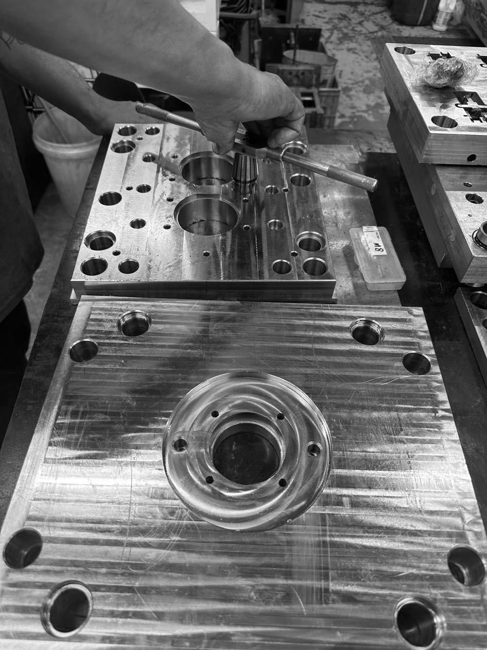 mantenimiento y reparación de moldes industriales