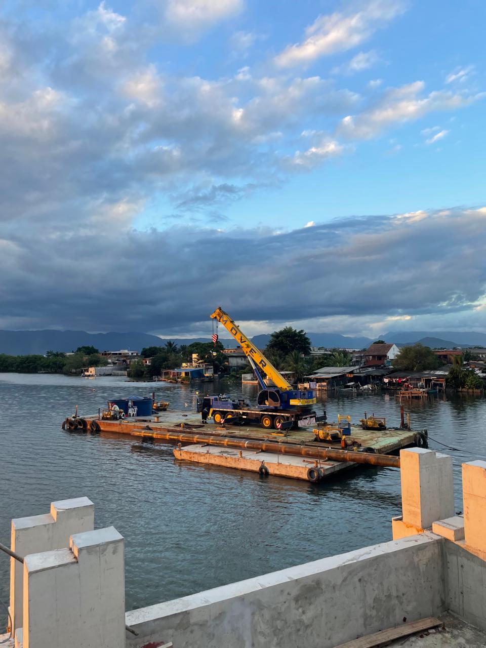 Balsa para obras marítimas