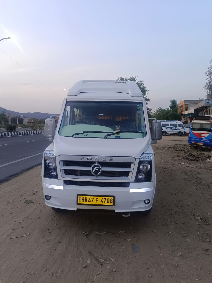 16 Seater Tempo in Jaipur