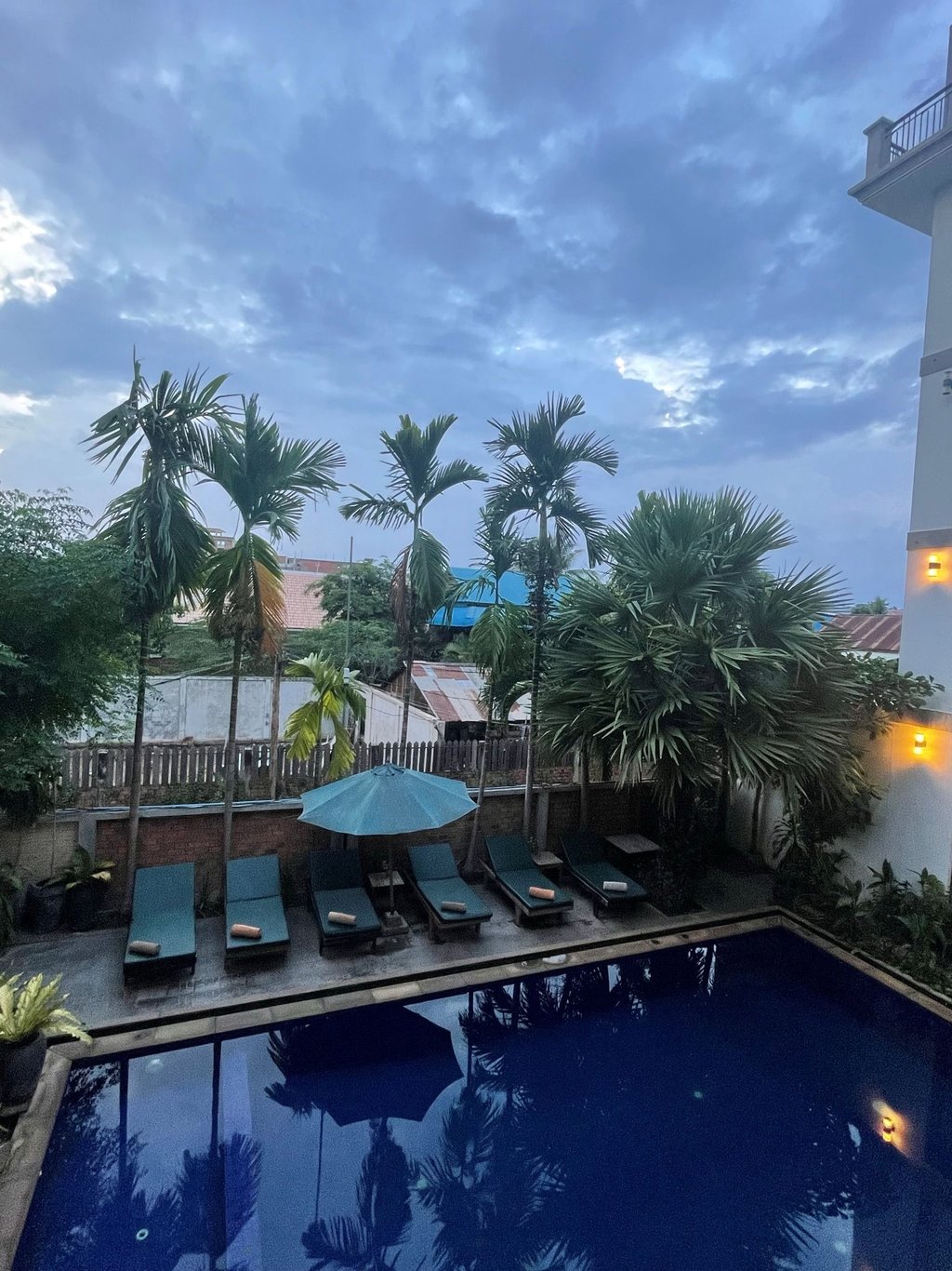 hotel z basenem w Siem Reap