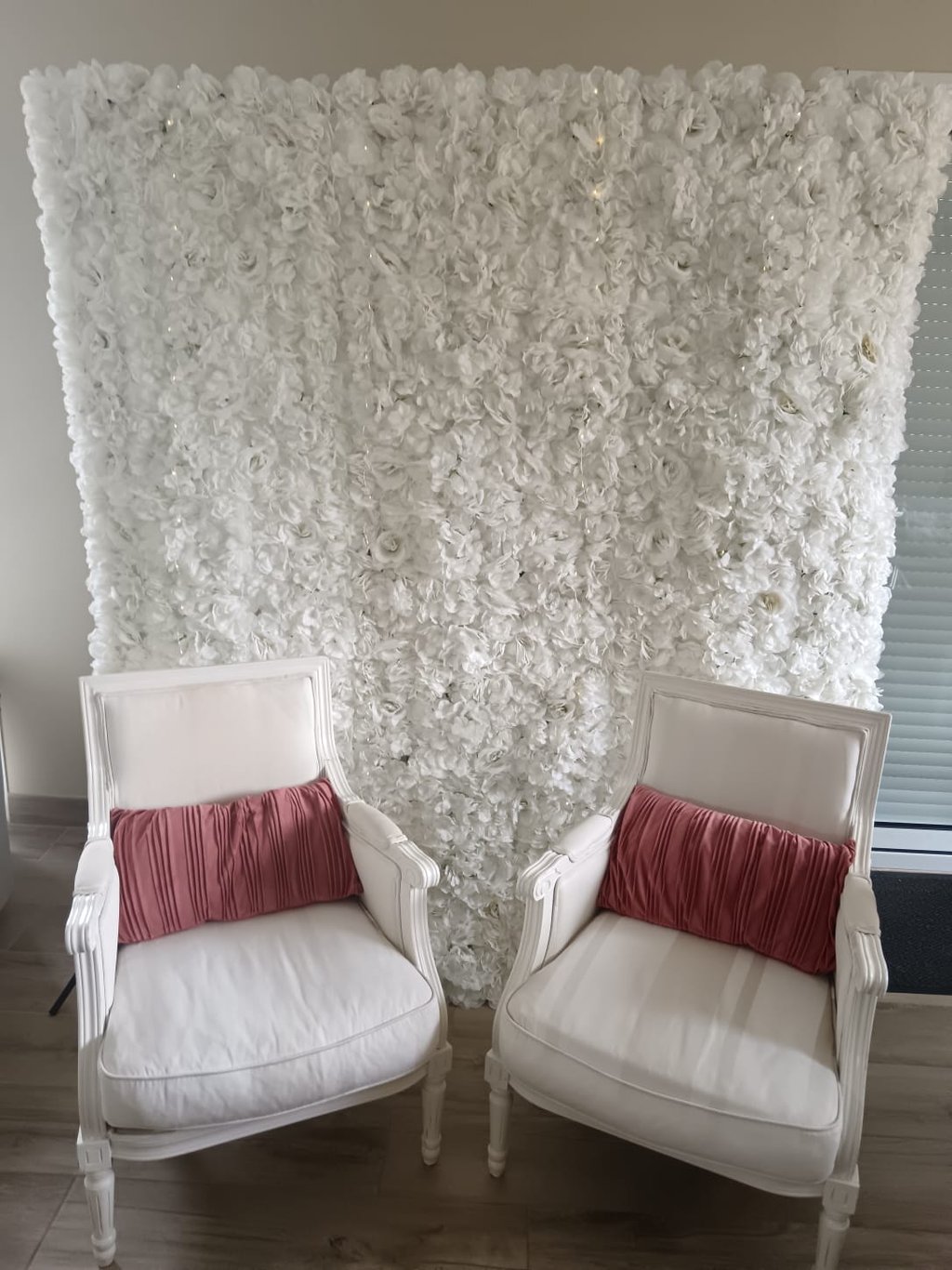 mur de fleurs artificielles