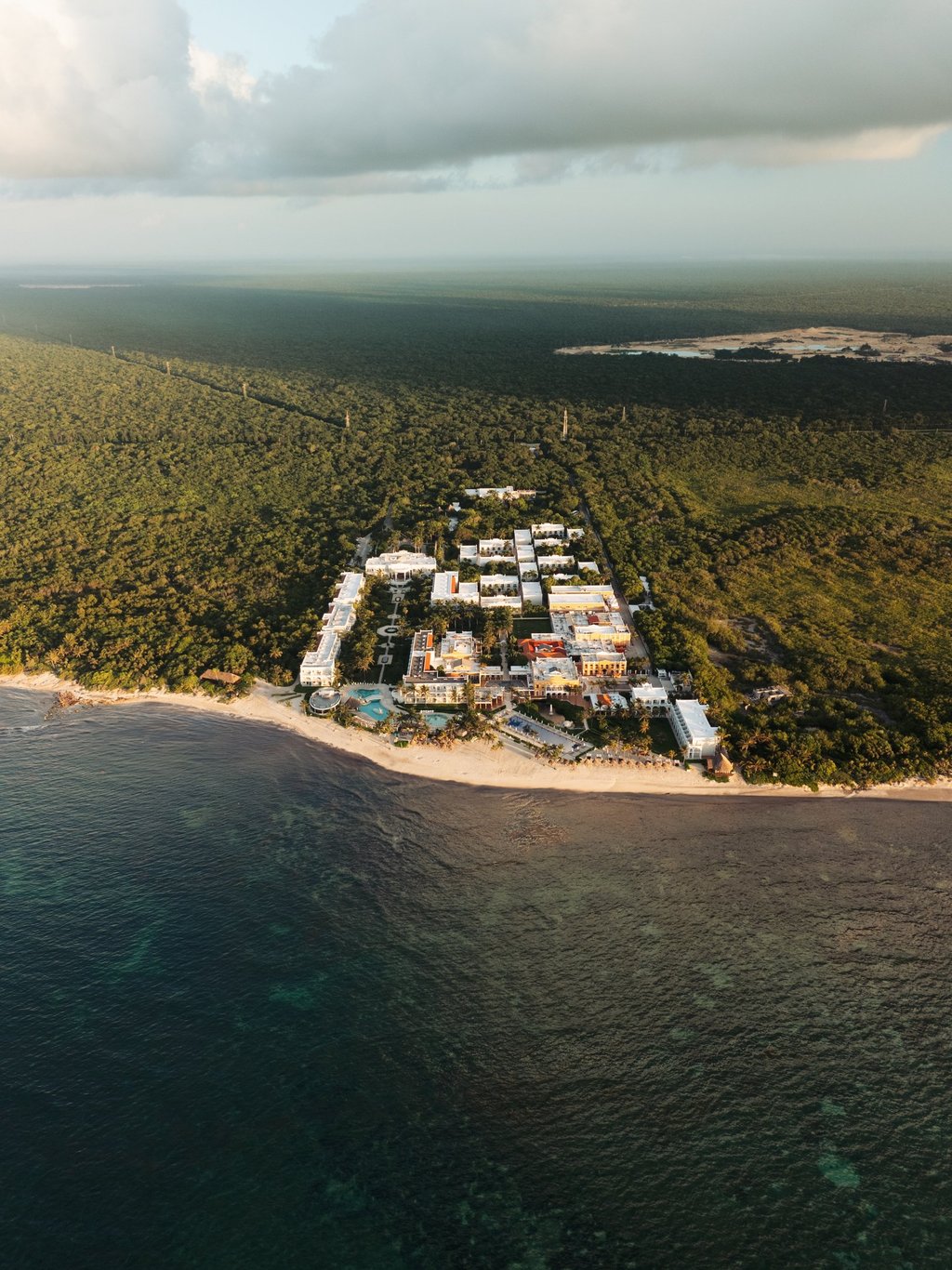 Dreams Hyatt drone - Studio Fauvve