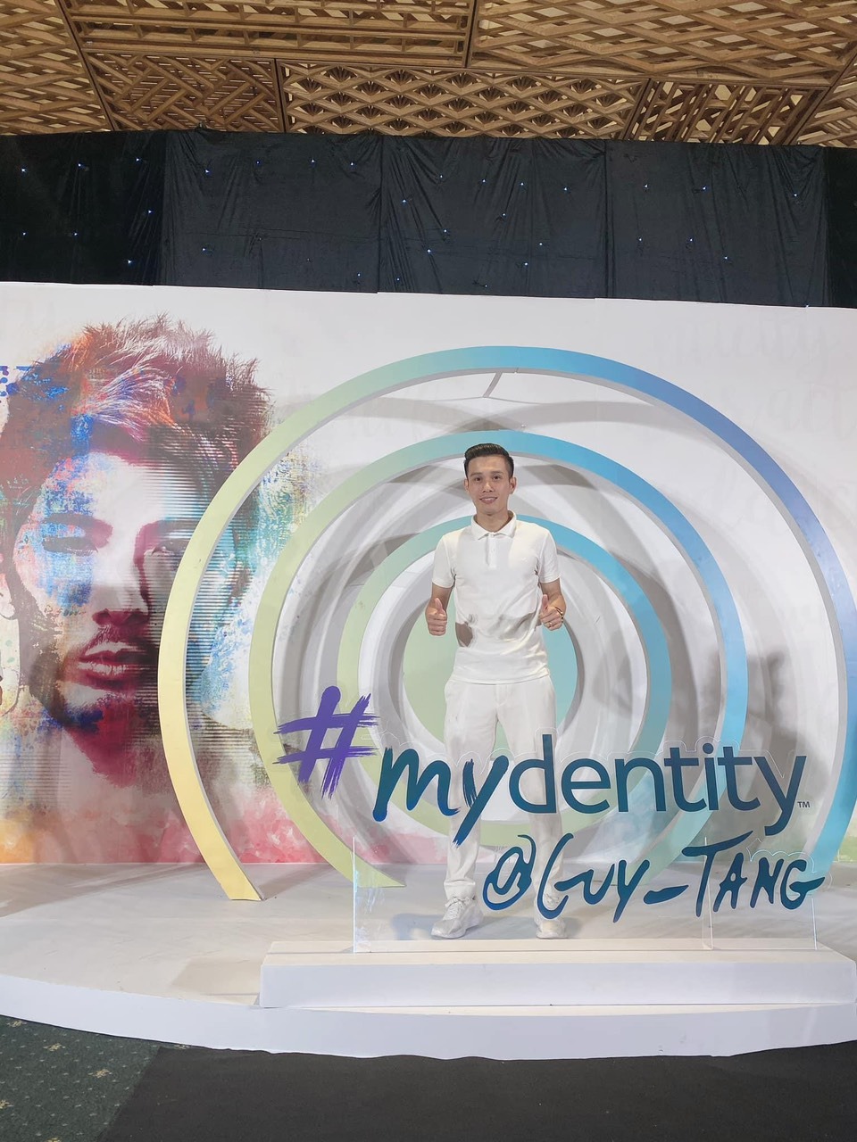 Chứng chỉ MyIdentity của Guy Tang