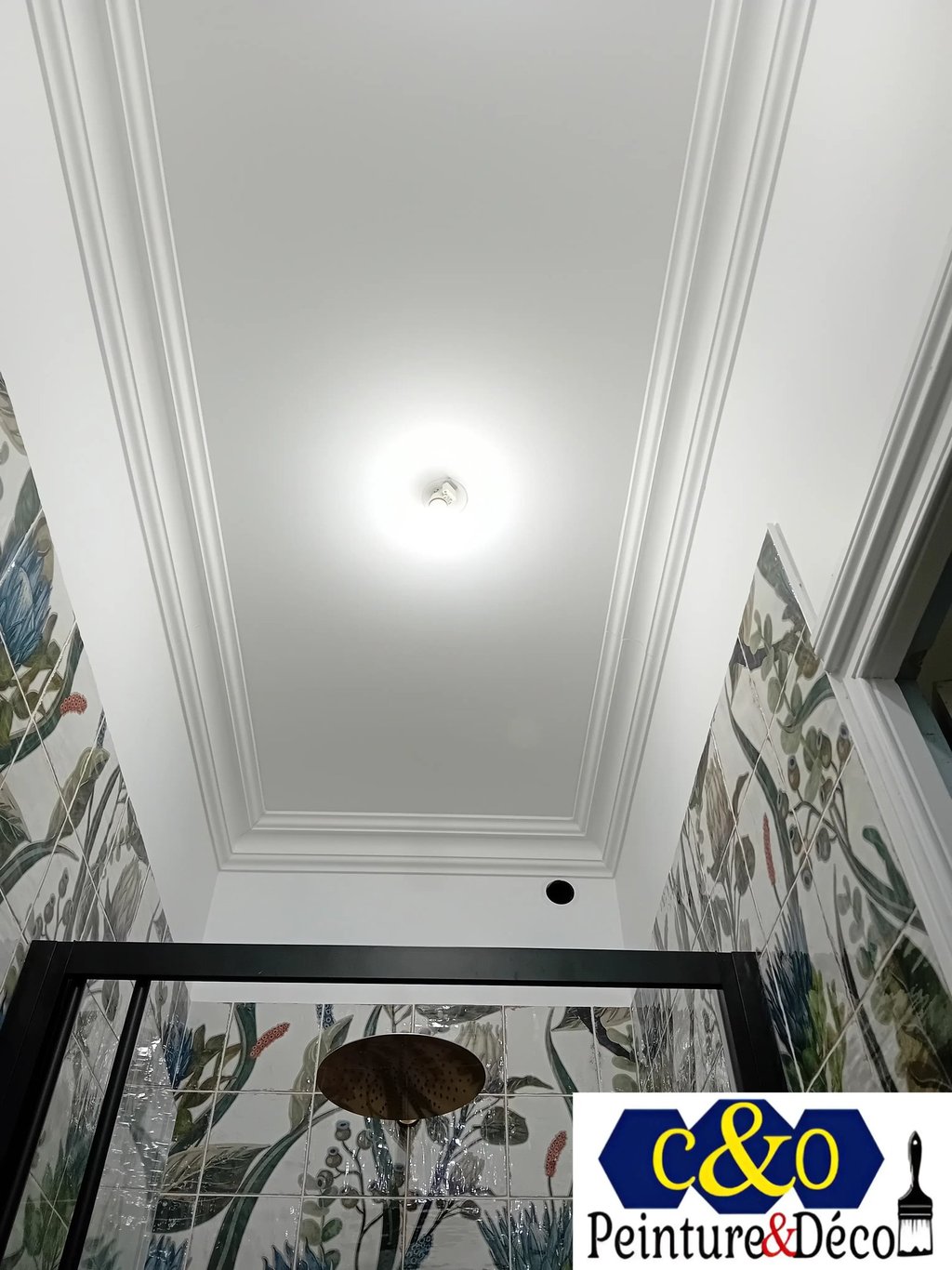 décoration pose de corniche au plafond