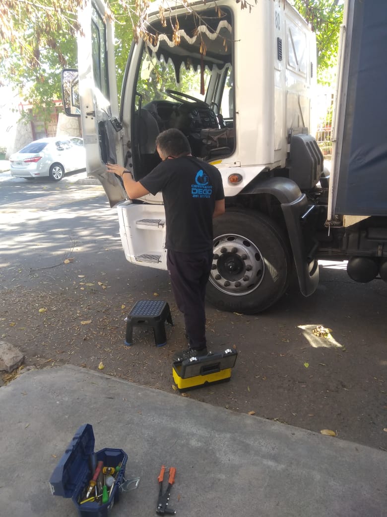 Reparación de cerraduras automotor - Técnico certificado Cerrajería Diego