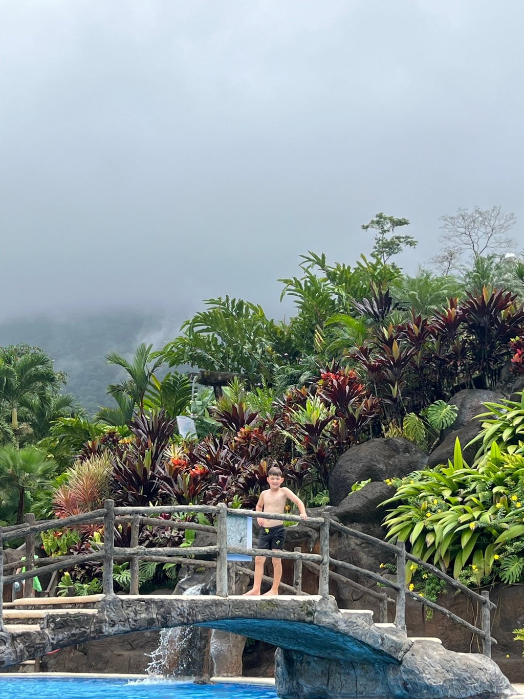 weather costa rica in august