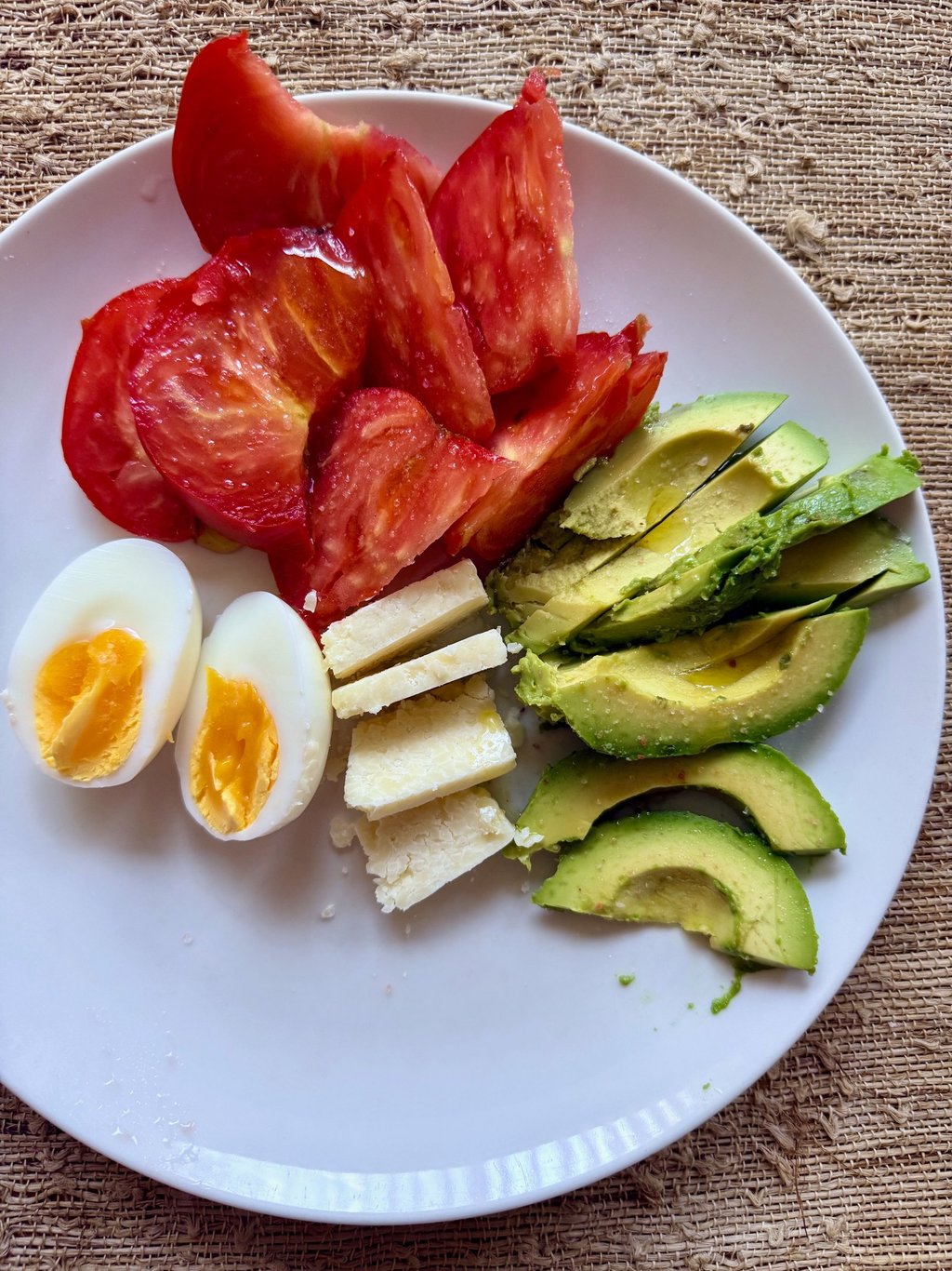 Heirloom Tomato, Avocado & Cotija Breakfast Plate