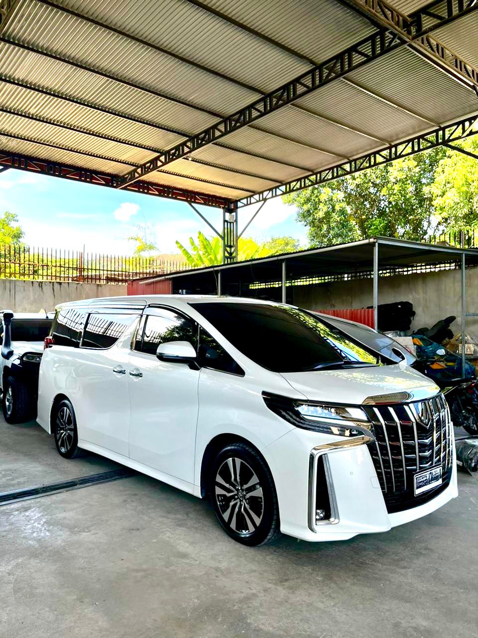 New Alphard Rental