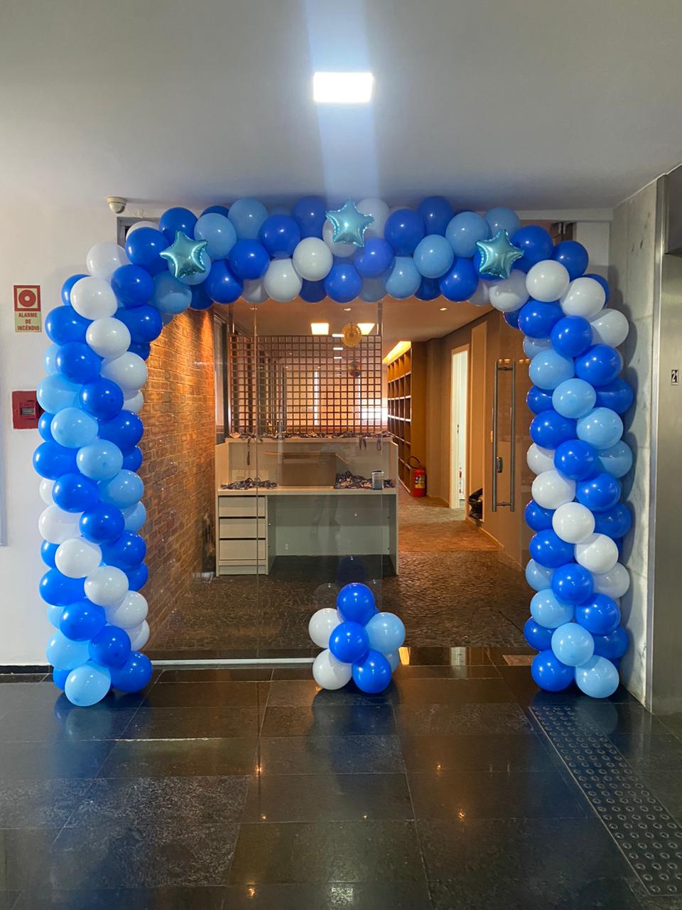 Arco de balões personalizado para convenção ou evento corporativo em São Paulo