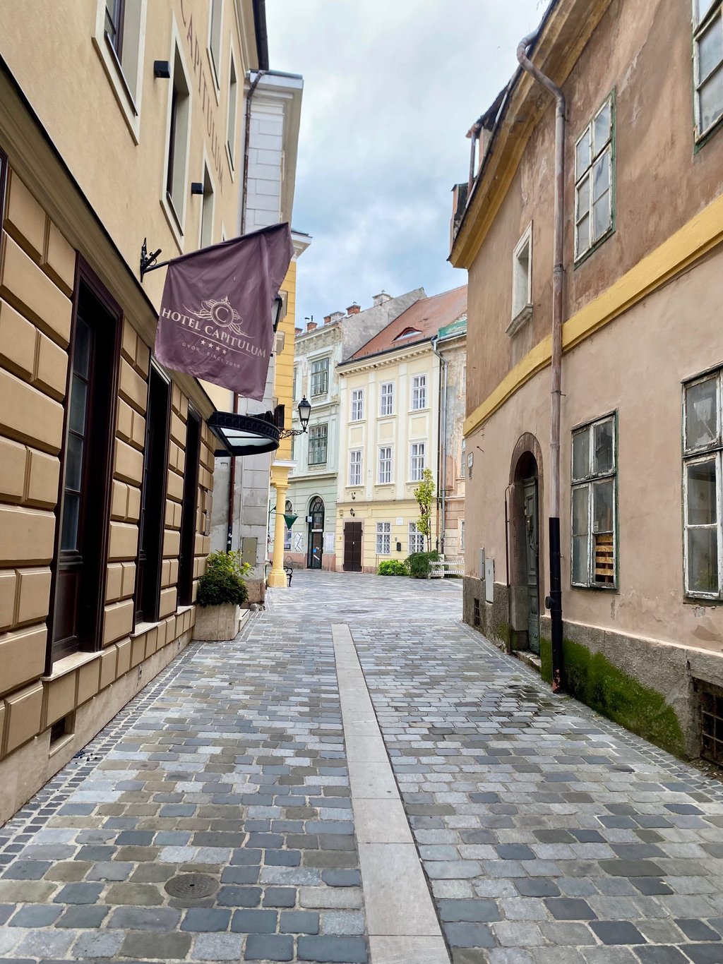 Gyor-hongrie-ville-baroque-travel-planner-voyage