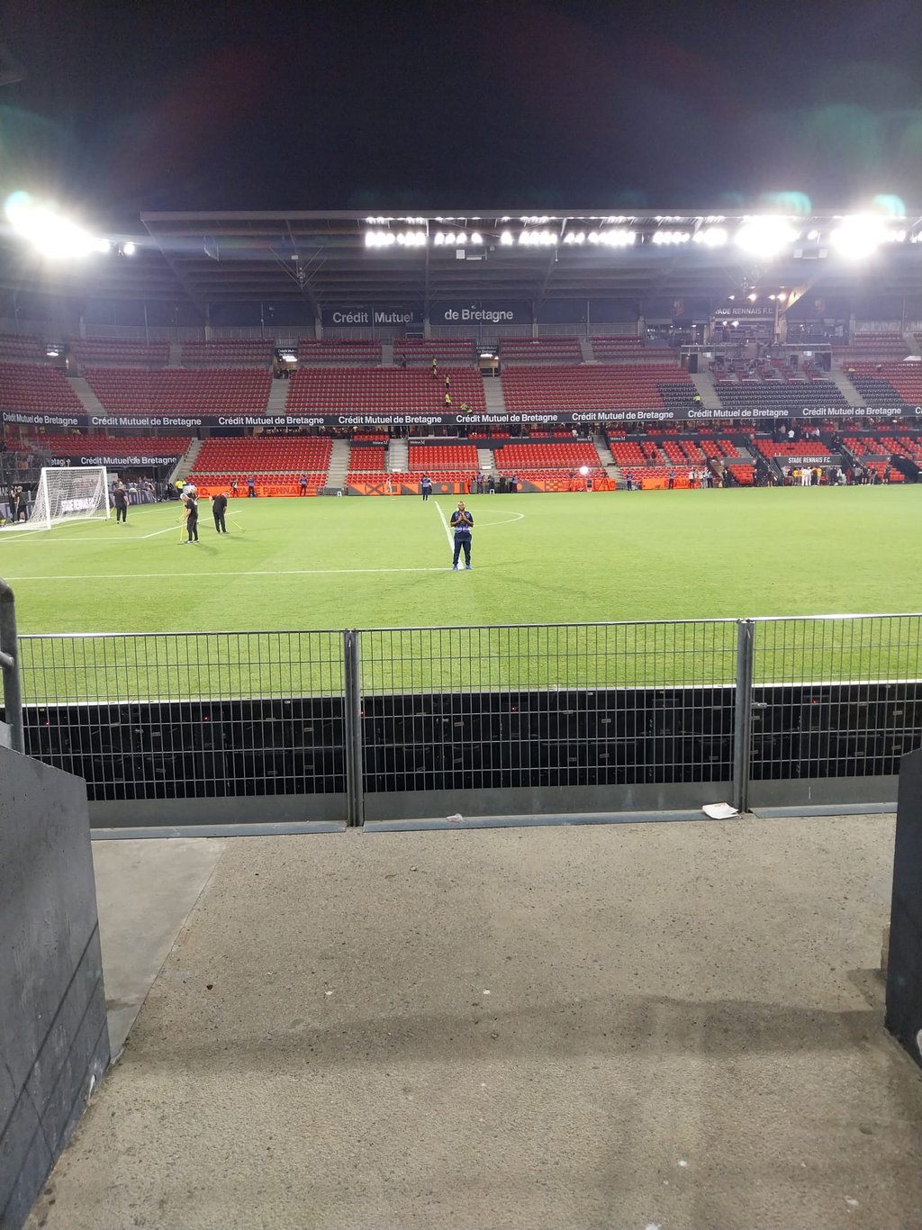 stade foot agent de sécurité à Rennes agent expériement SEYF sécu controle