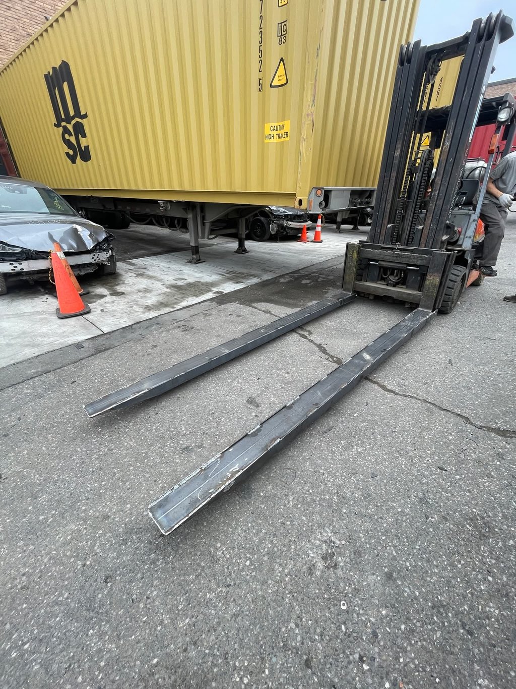 fork lift with fork extensions