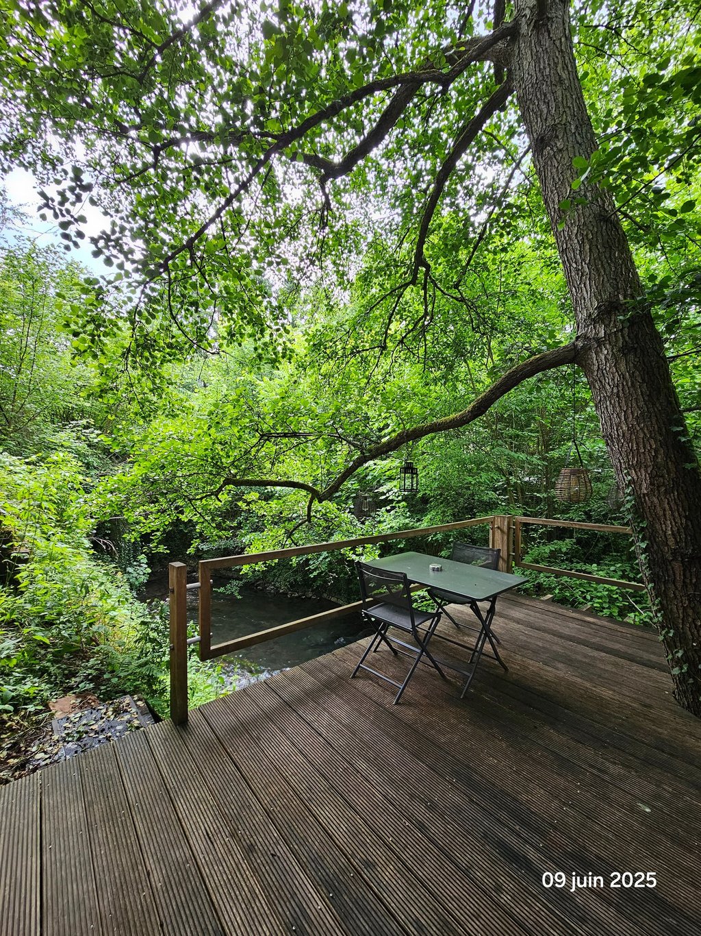 terrasse-ensoleillee-a-spontin-gite