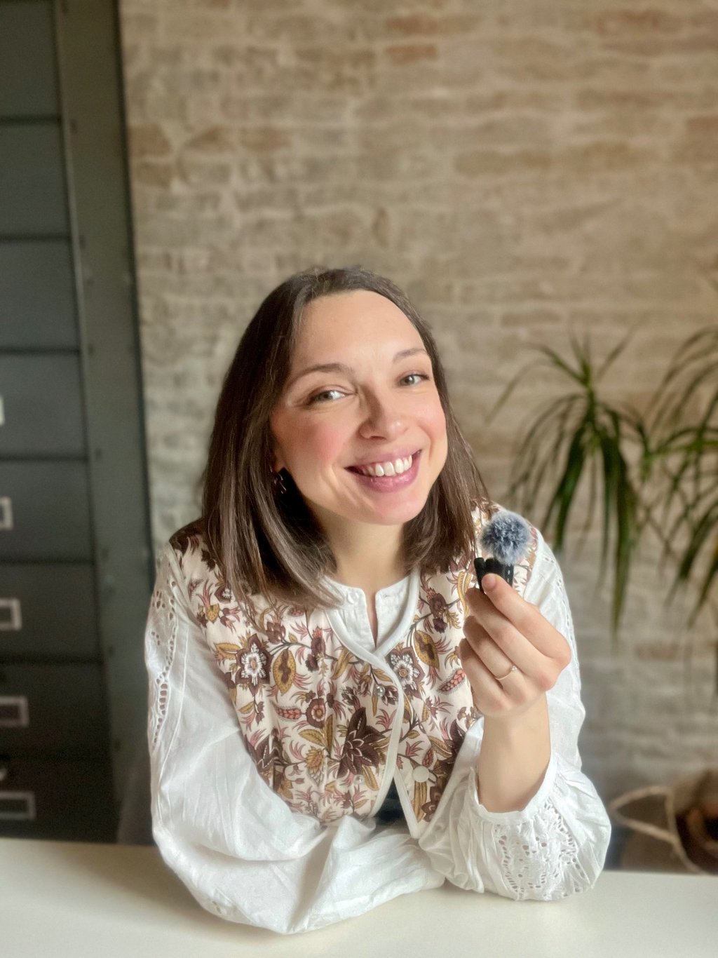 Portrait de Justine Dubuet-Soignon consultante médias pour entrepreneurs