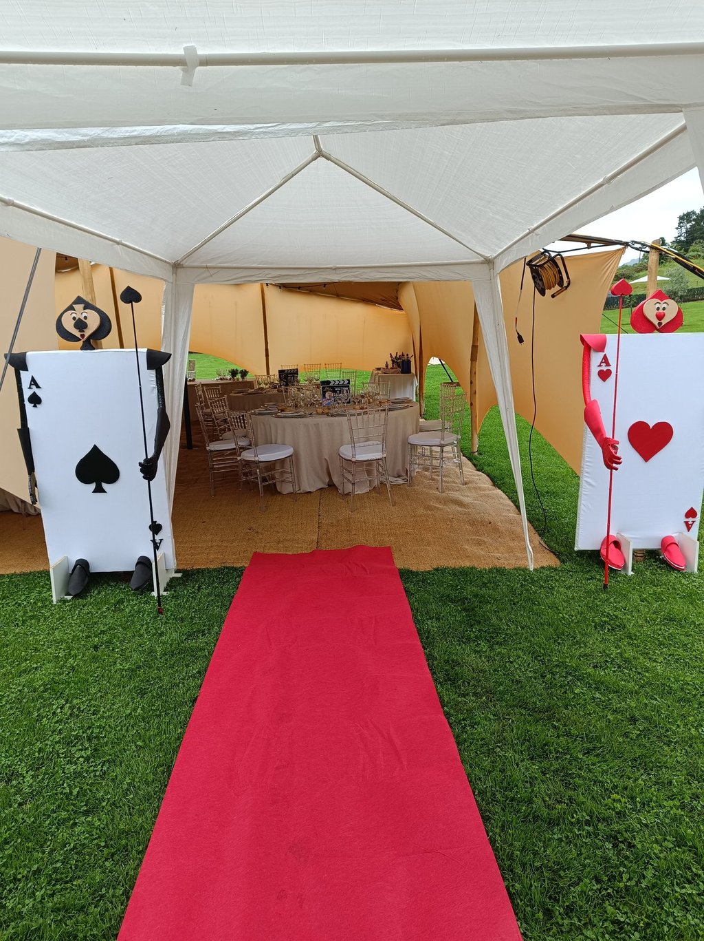 Decoración cartas de Alicia en el País de las Maravillass