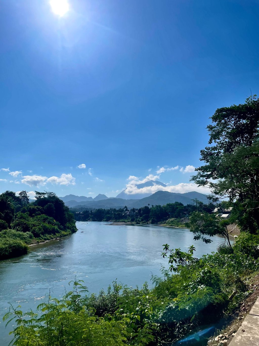 Luang Prabang, Mekong i góry