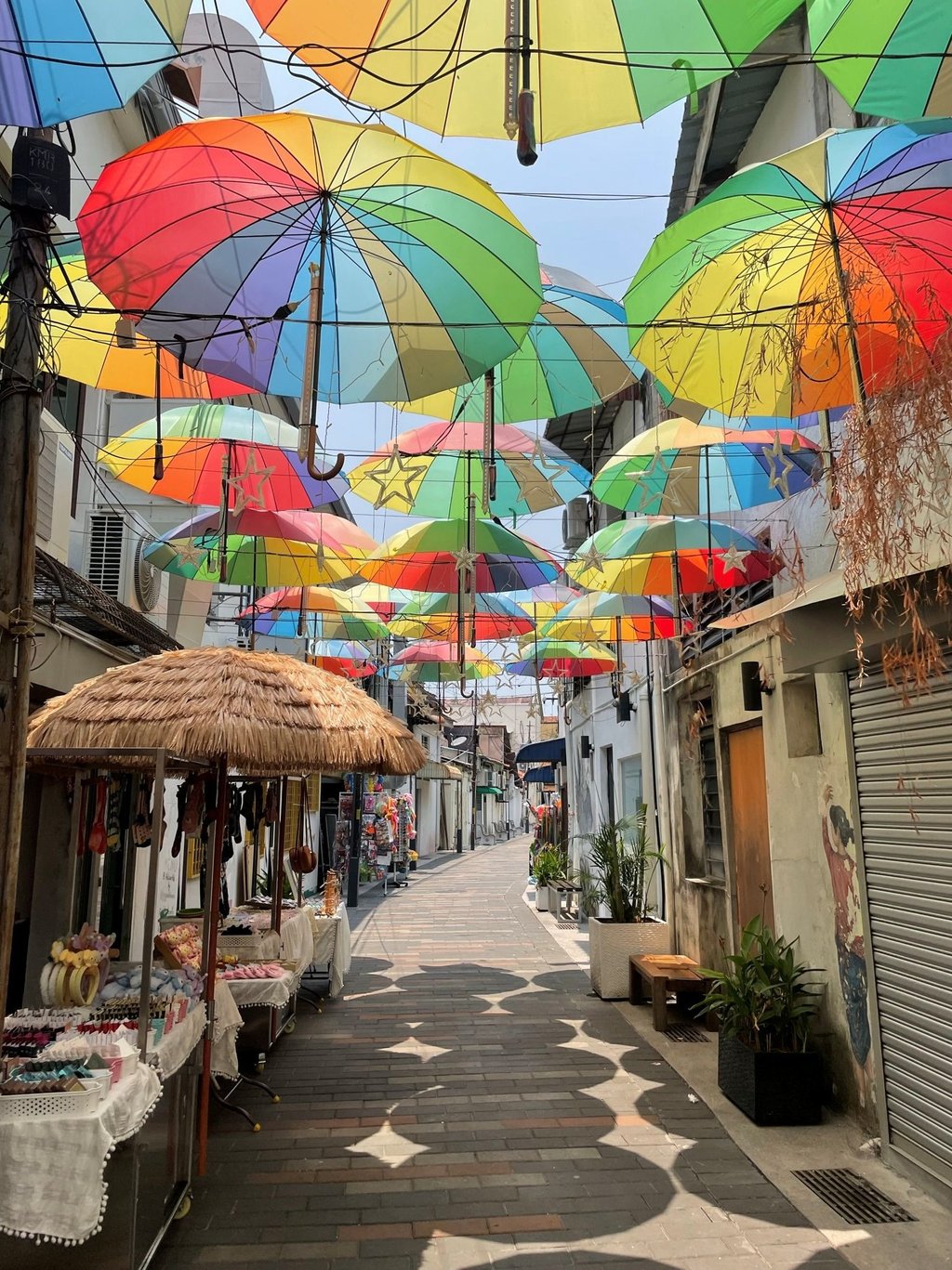 ulica z parasolkami w Penang