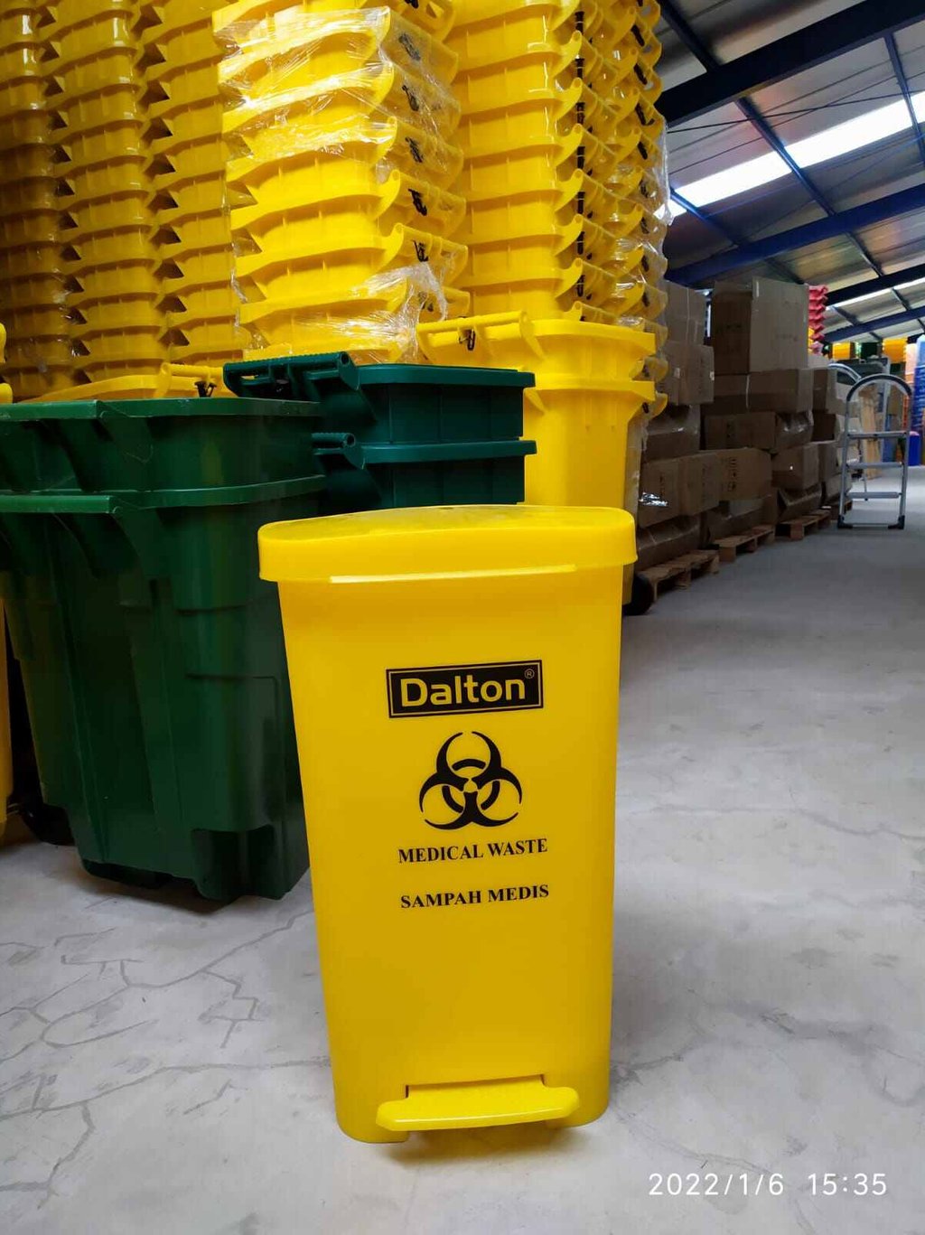 Tempat Sampah Rumah Sakti