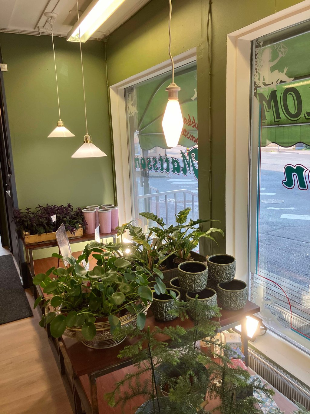 Uniikit ruukut ja vaasit