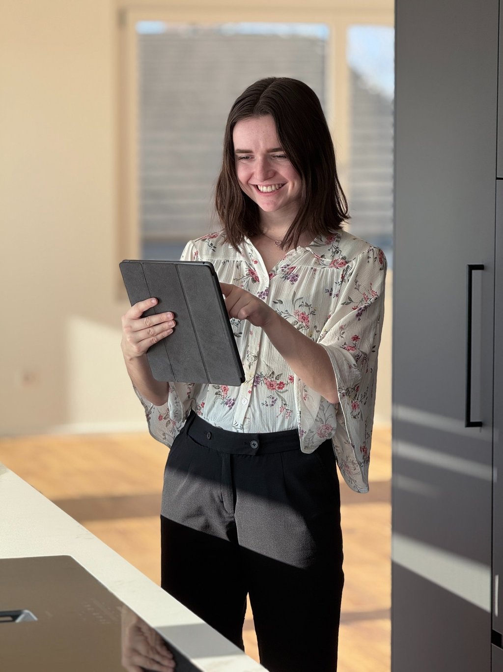 Foto von Audrey Räss als Immobilienmaklerin