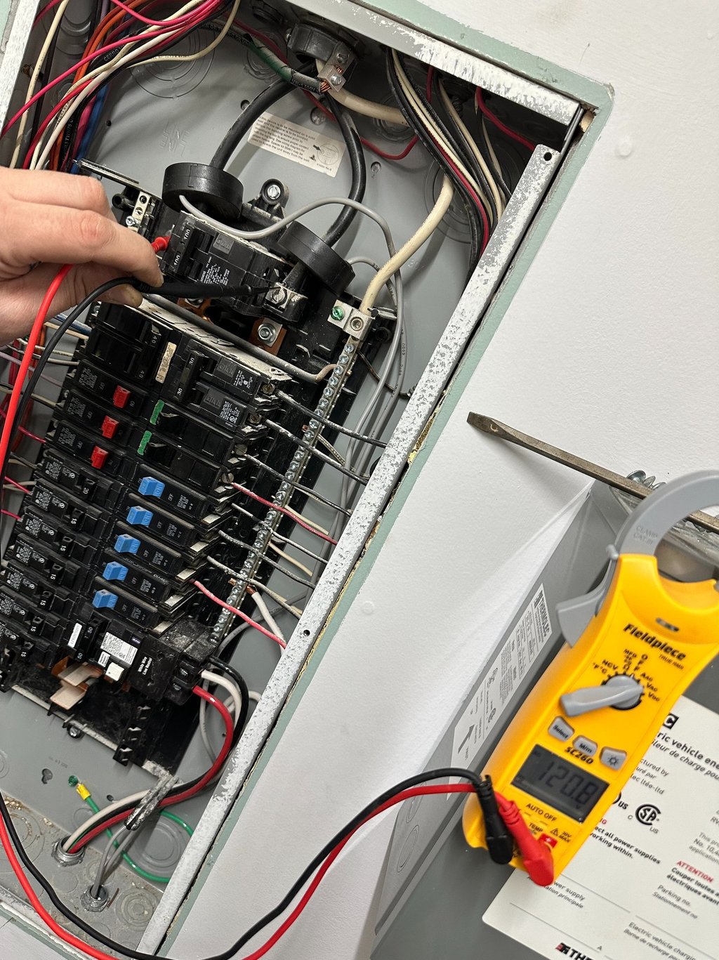 electric panel repair by licensed technician