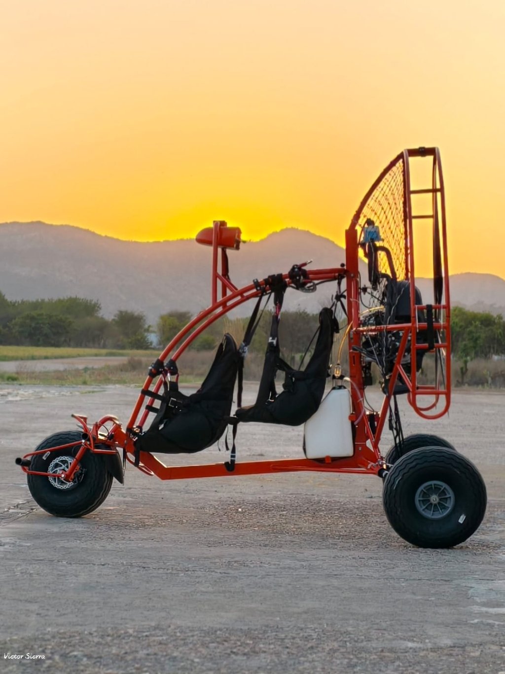 Jatāyu-Powered-Paraglider
